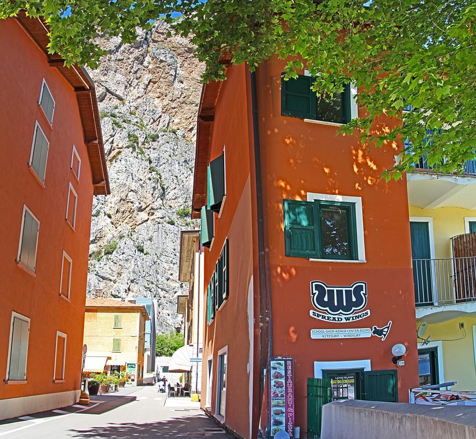 Campione Ora Apartments By Gardadomusmea Campione del Garda Exteriör bild