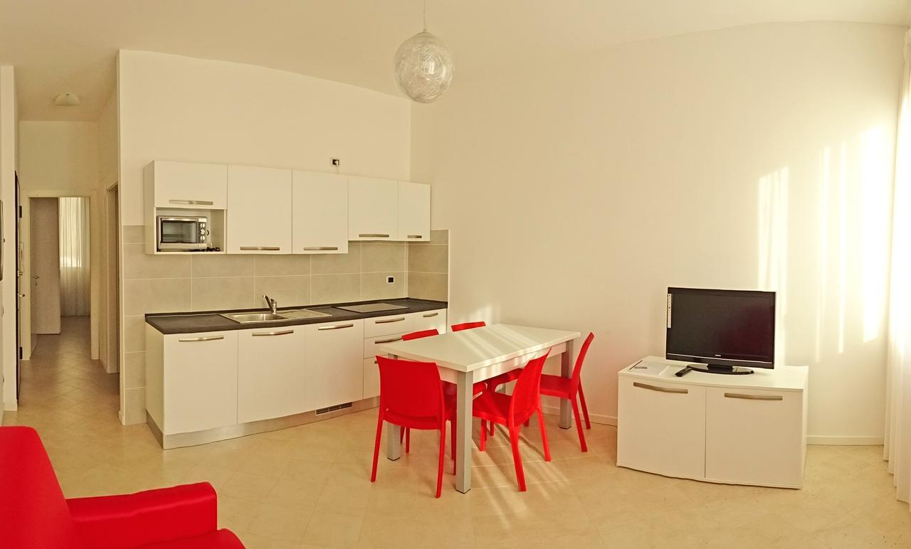 Campione Ora Apartments By Gardadomusmea Campione del Garda Exteriör bild